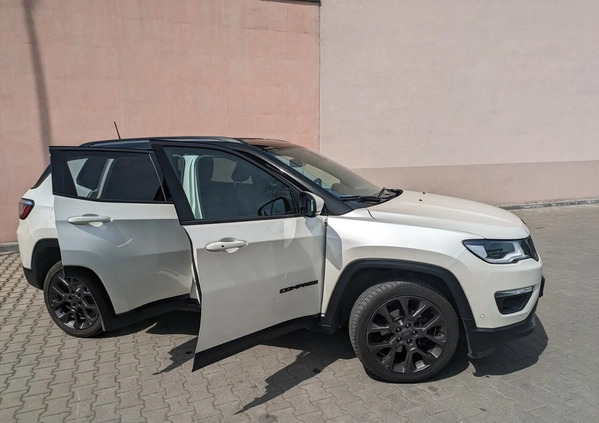 Jeep Compass cena 110000 przebieg: 55555, rok produkcji 2019 z Łódź małe 121